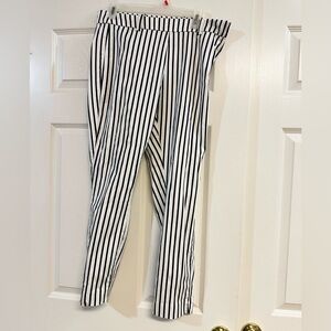 H&M - 8 - Stripe